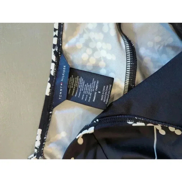 Tommy Hilfiger Women's One Piece Swimsuit V-Neck Ruffle‎ Trim Size M - Picture 8 of 9